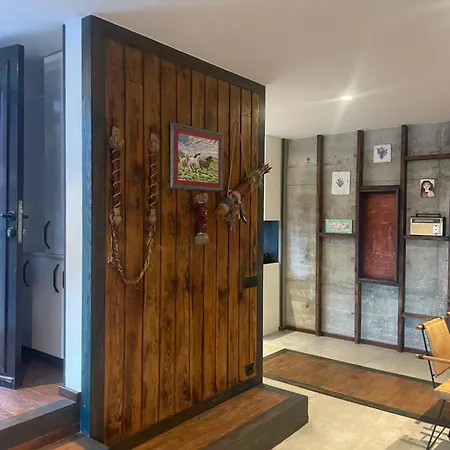 Villa Bodrumda deniz ve doğa manzaralı full eşyalı lüks villa *