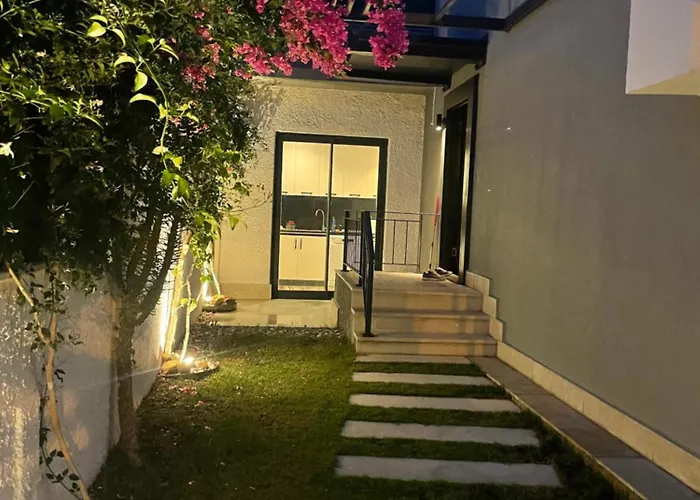 Villa Bodrumda Deniz Ve Doga Manzarali Full Esyali Lueks Bodrum